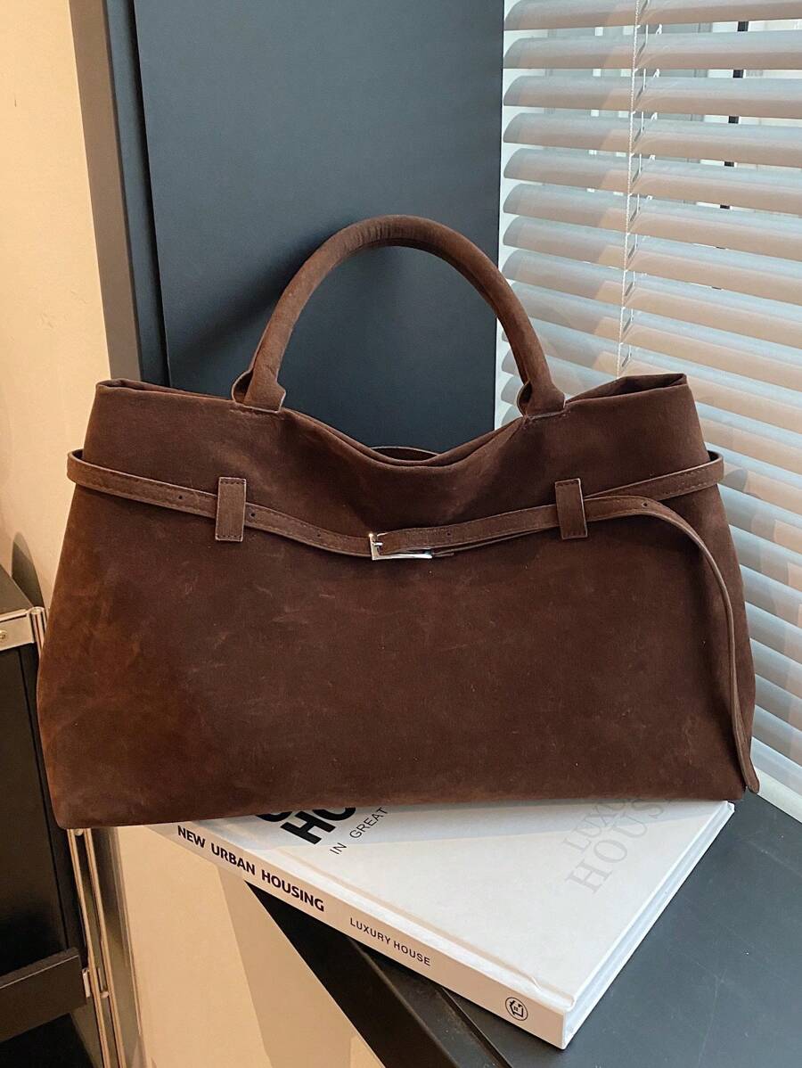 Bolso con hebilla de diseño único, nueva colección otoño-invierno 2024. Bolso casual de trabajo para mujer. Bolso de moda, bolso caliente de mujer para otoño e invierno. Bolsos de mano para damas.