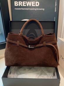 Bolso con hebilla de diseño único, nueva colección otoño-invierno 2024. Bolso casual de trabajo para mujer. Bolso de moda, bolso caliente de mujer para otoño e invierno. Bolsos de mano para damas.