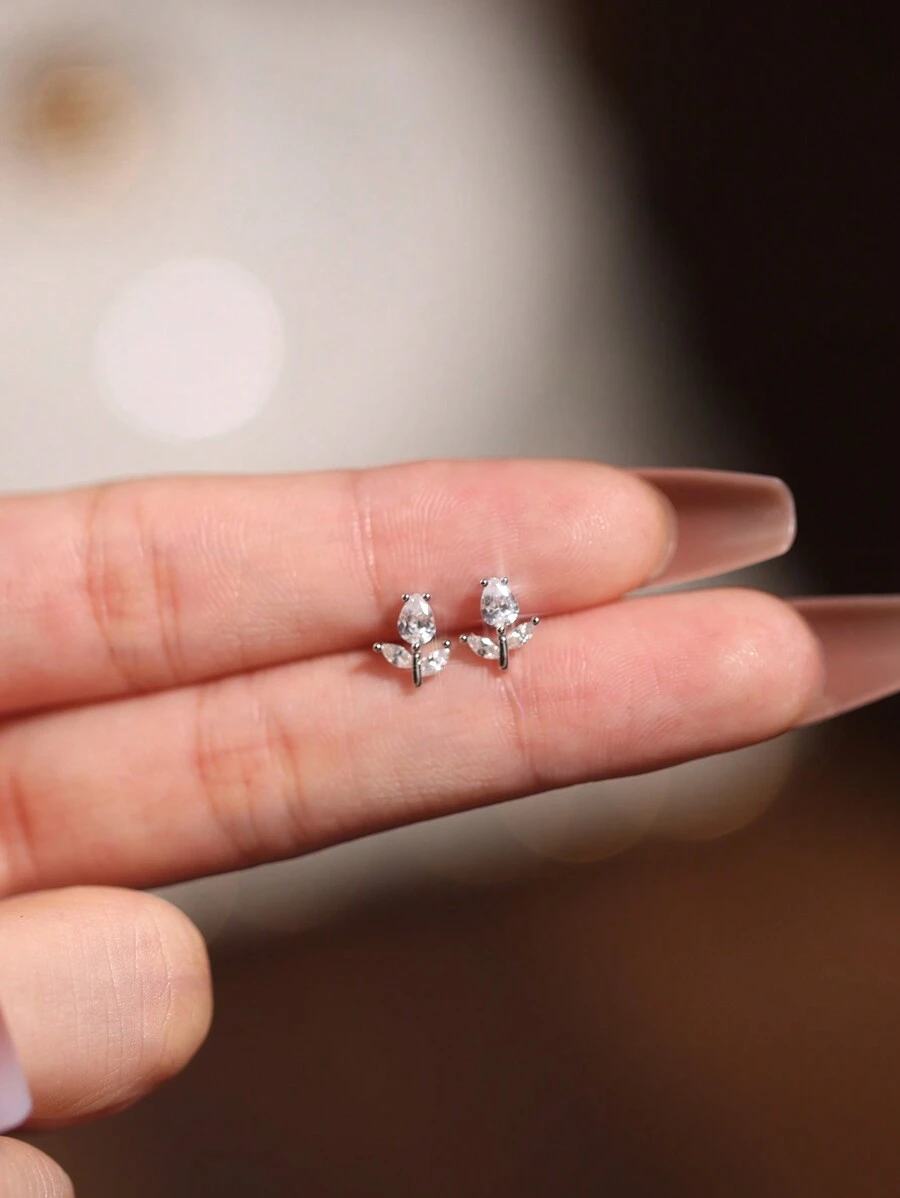 1 对 925 纯银锆石镶嵌郁金香花耳钉，优雅时尚小巧设计，适合日常、约会、派对佩戴 - 銀色 - 查看 1