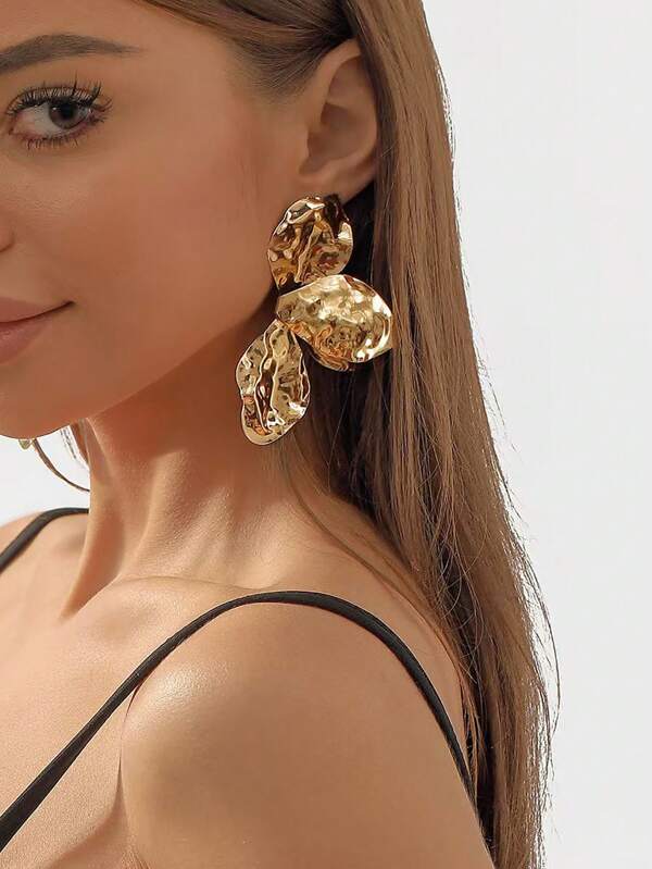 1 par de pendientes asimétricos con forma de ala de mariposa media izquierda y derecha, plisados y de geometría superdimensionada, de estilo vintage europeo y americano, accesorios de moda exagerada para fotografía callejera, regalo para chicas