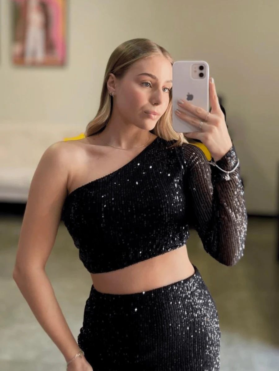 Lari Cropped Single Sleeve Set And Sequin Skirt - màu đen - Xem 1