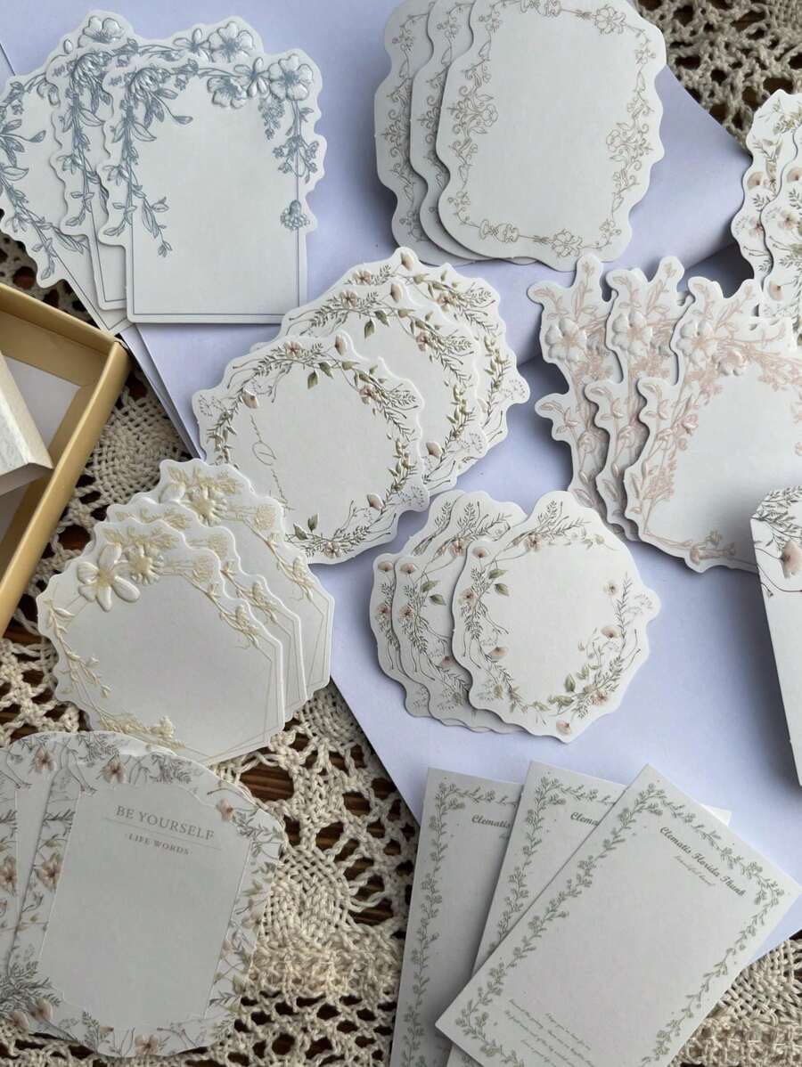 30 piezas/paquete Notas de papel kraft blanco vintage extra con relieve, encaje y floral, papelería para diario, scrapbooking