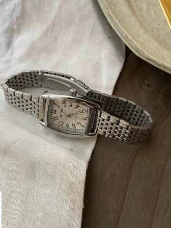 sottas New Square Mini Barrel Women's Watch, Retro Numeric Mini Barrel, Korean Fashion Minimalist Elegant Casual Versatile Luxury Niche Steel Band Quartz Wrist Watch, Adjustable Strap Length