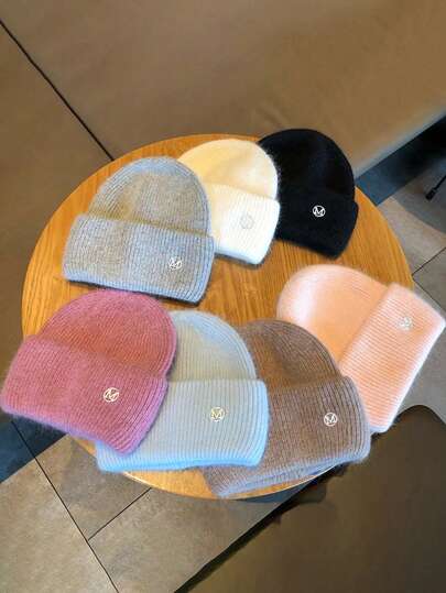 1pc Ear Protection Wool Thread Knit Cap 2024 New Letter Printing Soft Crochet Hats Winter Warm Thicken Beanie Women GirIs Maiden