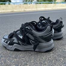 经典男士轻便透气交叉带黑灰色厚底板鞋，时尚凸纹鞋底运动鞋 - 灰色 - 查看 10