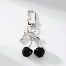 1个“A-Z字母樱桃：甜蜜之选合金钥匙扣”，樱桃具有甜蜜、爱情或好运等特殊的象征意义。与字母结合，可以传递个性化的祝福和情感联系。对于字母或水果主题收藏家来说，这款钥匙扣是一件值得收藏的物品。佩戴者可以通过这款钥匙扣展现他们对樱桃的喜爱以及对个性化生活方式的追求。 - 黑色 - 查看 11