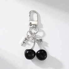 1个“A-Z字母樱桃：甜蜜之选合金钥匙扣”，樱桃具有甜蜜、爱情或好运等特殊的象征意义。与字母结合，可以传递个性化的祝福和情感联系。对于字母或水果主题收藏家来说，这款钥匙扣是一件值得收藏的物品。佩戴者可以通过这款钥匙扣展现他们对樱桃的喜爱以及对个性化生活方式的追求。 - 黑色 - 查看 9