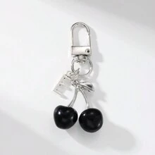 1个“A-Z字母樱桃：甜蜜之选合金钥匙扣”，樱桃具有甜蜜、爱情或好运等特殊的象征意义。与字母结合，可以传递个性化的祝福和情感联系。对于字母或水果主题收藏家来说，这款钥匙扣是一件值得收藏的物品。佩戴者可以通过这款钥匙扣展现他们对樱桃的喜爱以及对个性化生活方式的追求。 - 黑色 - 查看 8