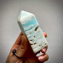 1pc Boho Style Natural Caribbean Calcite Tower - Single Point Rock Crystal With Natural Asymmetric Hole, Healing Crystal Decoration, Beach Theme Gift - 1pc Random - View 14