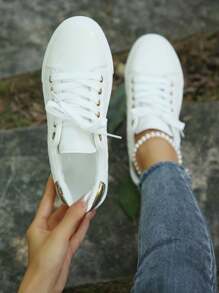 2024 New White Flat Casual Sneakers, Korean Style Sports Trainers, Fashion Canvas Shoes, Imported