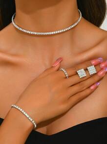 5入組女士假水晶銀色多層項鍊、手鏈、耳環和戒指套裝，適用於派對，時尚配飾