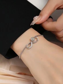 Vòng tay tùy chỉnh với mặt dây chuyền hình số 8 thời trang, vòng tay có thể điều chỉnh chiếu 100 ngôn ngữ "Anh yêu em", cá nhân hóa bằng ảnh đen trắng giống phim, trích dẫn khắc, dành cho bạn gái, mẹ, bạn thân, đeo hàng ngày - Bạc - Xem 3