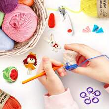 1 Set Of Crochet Kit, Suitable For Beginners, Crochet Hooks, Crochet Accessories, And Portable Storage Bag, Suitable For Adults, The Elderly, And Children (Dark Pink), (Some Accessories Come In Random Colors), With The Same Product Functionality.