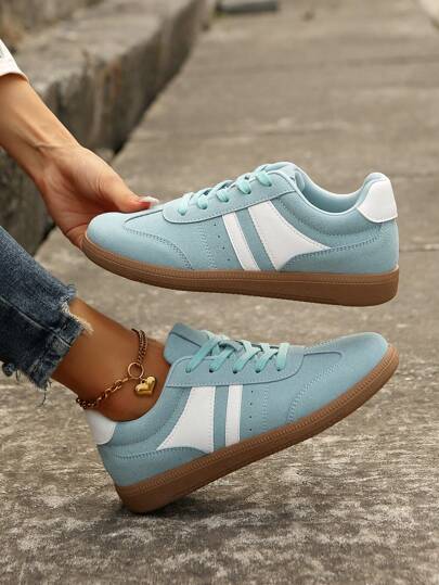 أحذية رياضية نسائية خفيفة الوزن وقابلة للتنفس - أحذية كاجوال بنوع رباط سكري ومقدمة مستديرة، تصميم ثنائي اللون، مريحة للارتداء اليومي، أحذية كاجوال | أحذية بمقدمة مستديرة | من مادة صناعية