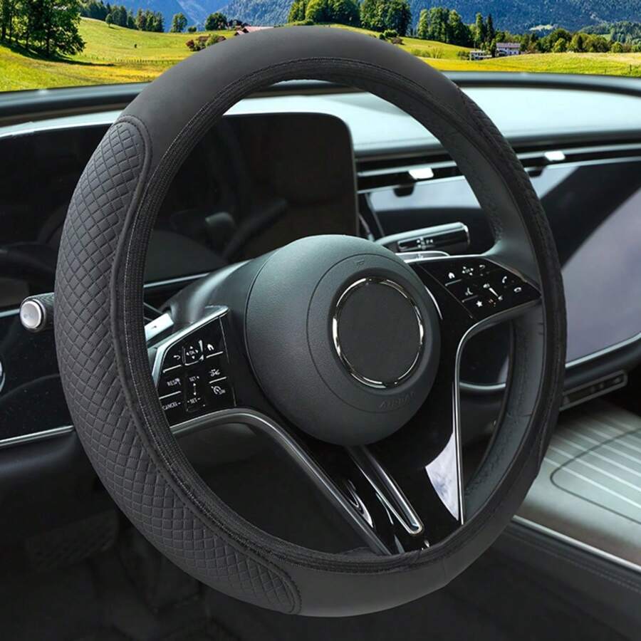 1 件装皮革压花舒适柔软汽车内饰配件套装 - 方向盘套/扶手垫/肩垫 - 均碼 - 查看 1