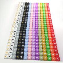 26 stuks 12 mm levendige gemengde siliconen letterkralen voor creatieve doe-het-zelf handgemaakte sieraden maken - perfect voor sleutelhangers, mobiele telefoonkettingen, armbanden en kettingen - duurzame, waterdichte en gemakkelijk te gebruiken sieradenbenodigdheden