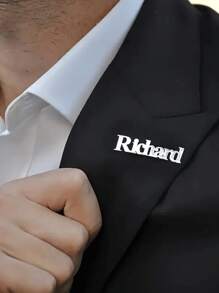 1pc Customized Name Lapel Pin - Fashionable & Minimalist, Made Of 304 Stainless Steel, A Personalized Gift Suitable For Friends And Family. Can Be Engraved, Stainless Steel Material, Colorful, Cute & Playful, Fun, Kawaii Style, Y2K Aesthetic, Versatile Fashion, Suitable For Both Men And Women, Casual Matching, Customizable, Personalized, Unique, An Ideal Gift For Him Or Her, Forest Color Tone. - Name Brooch - View 2