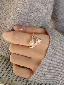 A S925 Pure Silver Faux Pearl Ring With Asymmetrical Lava Texture, Fashionable, Simple And Generous Opening Ring