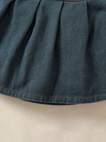 年轻女孩 3 件套牛仔装：针织吊带背心和长袖牛仔夹克和牛仔裙，休闲复古街头音乐节装