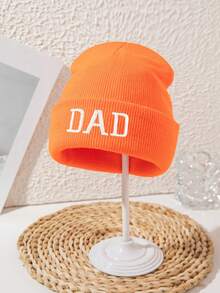 1pc Unisex Thick "MOM DAD" 3D Embroidered Outdoor Sports Skiing Letter Casual Street Acrylic Knit Beanie Hat