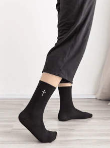 2pairs Men Cross Embroidered Crew Socks