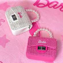 Miniso 芭比粉色果冻包，透明 PVC 材质，绗缝粗花呢图案，金色链条肩带和珍珠装饰，非常适合派对装扮、海滩郊游和夏季造型（1 件） - 粉色 - 查看 5