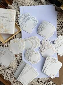 30 piezas/paquete Notas de papel kraft blanco vintage extra con relieve, encaje y floral, papelería para diario, scrapbooking