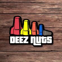 1 miếng dán thợ điện 'Deez Nuts' vui nhộn | Miếng dán vinyl chống thấm nước cho hộp đựng đồ nghề, mũ bảo hiểm, ô tô, máy tính xách tay, bình nước | Miếng dán meme dây đai ốc vui nhộn | Quà tặng vui nhộn cho thợ điện và người đam mê công nghệ | Miếng dán bền, chống chịu thời tiết - Nhiều màu - Xem 10