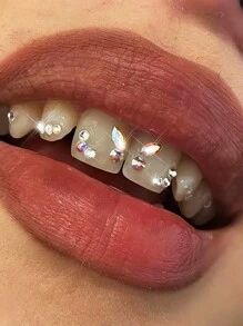 70 piezas Kit de joyería de dientes con piedras de imitación autoadhesivas: gemas de mariposa para dientes, piedras de imitación de fondo plano, diamantes redondos, decoración brillante para dientes, fácil de colocar y quitar, accesorios de cristal, gótica Y2K para Halloween, incluye herramienta y pegamento