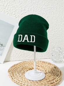 1pc Unisex Thick "MOM DAD" 3D Embroidered Outdoor Sports Skiing Letter Casual Street Acrylic Knit Beanie Hat