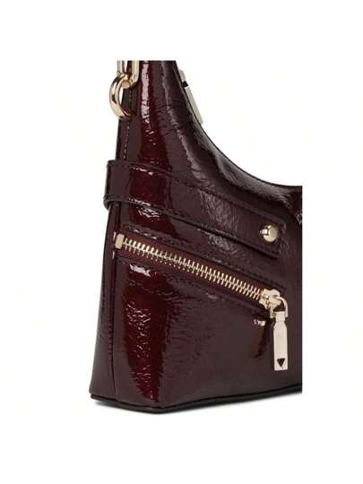 安心の追跡有★GUESS Trissa ロゴ Top Zip Shoulder Bag GUESS Trissa Top Zip Shoulder Bag, Black: Handbags: Amazon.com