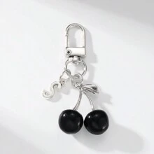 1个“A-Z字母樱桃：甜蜜之选合金钥匙扣”，樱桃具有甜蜜、爱情或好运等特殊的象征意义。与字母结合，可以传递个性化的祝福和情感联系。对于字母或水果主题收藏家来说，这款钥匙扣是一件值得收藏的物品。佩戴者可以通过这款钥匙扣展现他们对樱桃的喜爱以及对个性化生活方式的追求。 - 黑色 - 查看 16