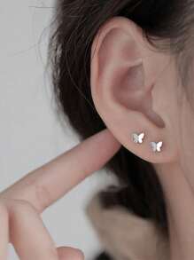 BALMORA 1 Đôi bông tai hình bướm nhỏ xinh xắn bằng bạc sterling 925 kiểu cổ điển, thanh lịch, thích hợp cho nữ, phụ kiện thời trang, đeo hàng ngày, dự tiệc, món quà tuyệt vời. - Bạc - Xem 8