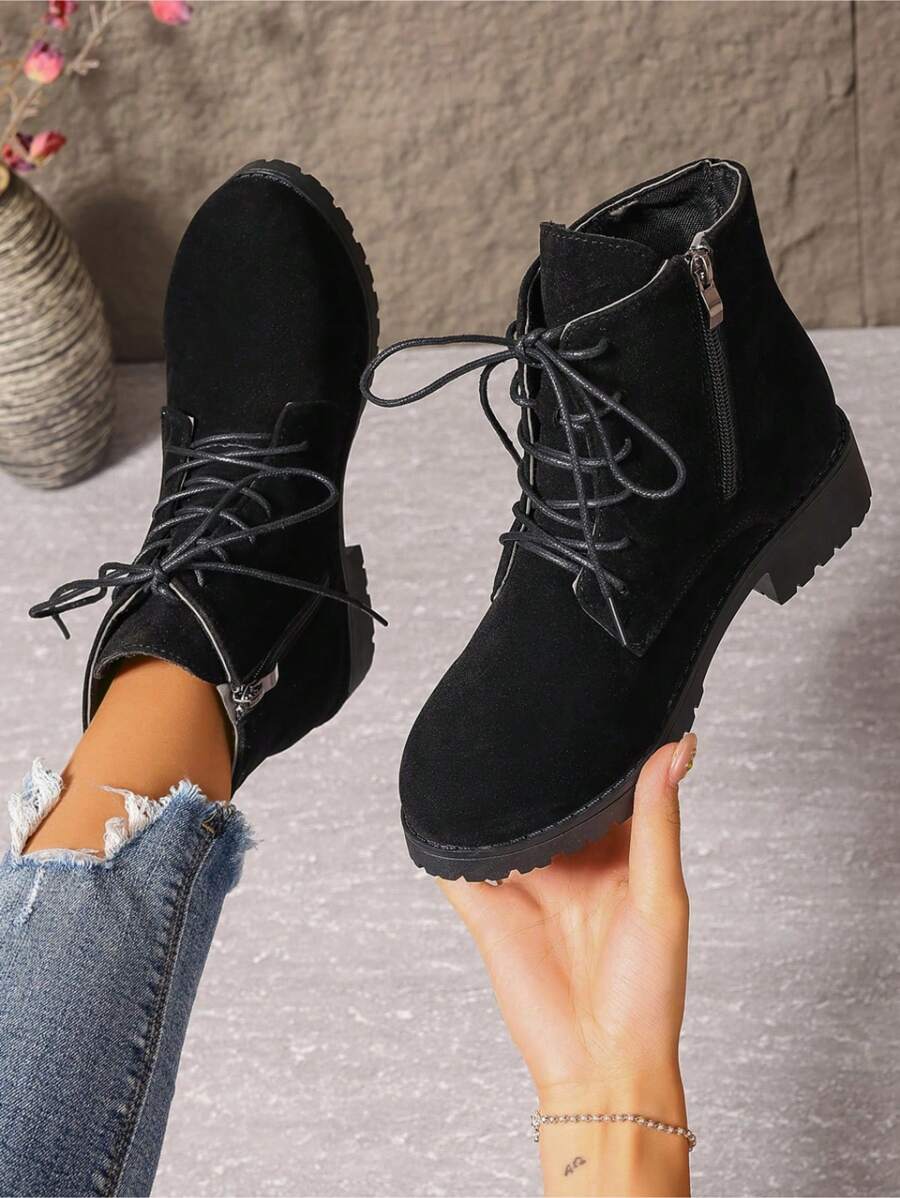 Women's Low Heel Round Toe Lace-Up Black Casual Boots, Outdoor Non-Slip Warm Fashion Ankle Boots - Black - View 1