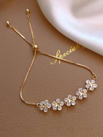 方晶锆石花卉装饰纯银手链