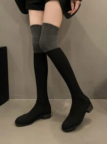 Damen schwarze Stiefel mit quadratischer Zehenbox, Farbblockdesign, Plateau-Absatz, Strickstoff, kniehohe Passform, Schlupfeinstieg, eleganter und modischer Stil, geeignet für die Herbstsaison