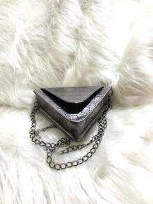 Triangle Coin Purse Metallic Croco Material With Chain Fashion Model - than chì - Xem 5