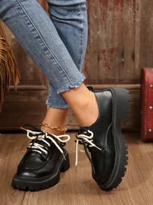 女士双色蕾丝装饰纯色圆头系带厚底乐福鞋复古风格办公室黑色真皮厚底平底鞋