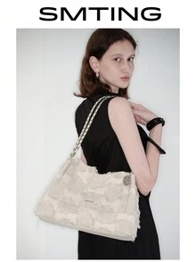 SMTING Túi Tote Dung tích lớn, Phong cách giản dị của Pháp, Thiết kế độc đáo, Túi đeo vai cỡ lớn, Đi làm hàng ngày, Túi có nắp cổ điển, Dây đeo xích thời trang - trắng - Xem 4