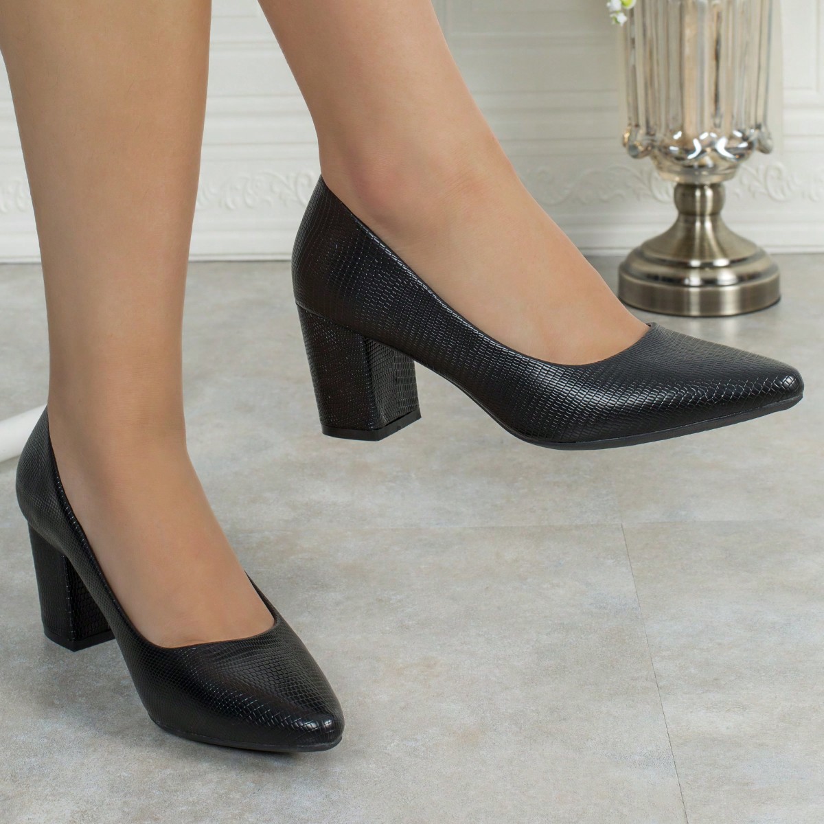 Tacones altos elegantes y cómodos para mujer, de punta fina, estilo fresco, tacón grueso, antideslizantes y transpirables