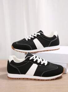 Calzado casual para mujer, nuevos zapatos de suela baja para primavera 2024, zapatos casuales de goma para mujer, zapatillas de deporte de estilo retro de suela baja para mujer, zapatos deportivos de color negro - Negro - Ver 5