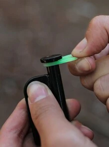 20pcs Tent Post Ring Fluorescent Glow-In-The-Dark Tent Ring Tent Pin Ring Tent Accessories - Green - View 9