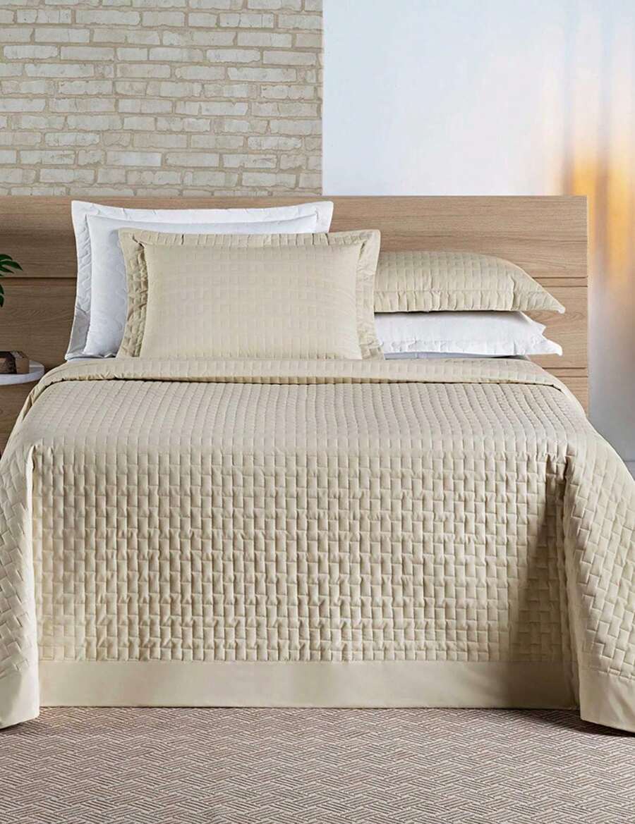 Madrid King\Queen\Double 3-Piece Bedspread 200 Thread Count 100% Percale Cotton - Embroidered Finish - 卡其色 - 查看 1