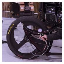 Compressed Air Tire Inflator Calibrated Pressure Gauge Manometer Car Air Pressure Gauge 15Bar 1/4 Inch Precision Pressure Tape With Flexible 35cm Long Hose - White - View 10