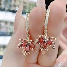 Elegante design de folha de bordo brincos de pingente incrustados de zircônia, brincos de moda estilo boho, presente de Ação de Graças para mulheres