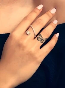 1Pc Vlinder Tijdelijke Tatoeages Waterdicht Zweetbestendig Blijft 1-2 Weken Houdt Realistische Kruidensap Niet-Reflecterend Anti-Wrijving Nep Zwarte Nep Tatoeages Voor Mannen En Vrouwen Tatoeage Stickers Voor Arm, Borst, Taille, Rug, Buik, Been, Nek, Vinger, Oor Modernistische Lichaamskunst