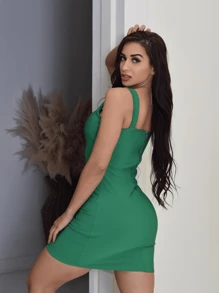 Vestido Reto Minimal Alça Grossa