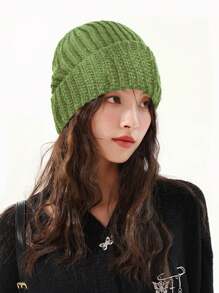 Dicke gestrickte Damenmütze, Lässig, eleganter vintage Streetwear Stil, Polyester, warm, winddicht, einfarbig, passend für Herbst und Winter, auch für Halloween