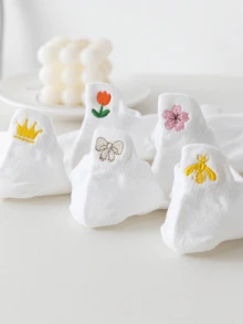 10 双女士纯色刺绣皇冠、蝴蝶结、蜜蜂、梅花柔软舒适防滑吸湿排汗趣味休闲隐形袜适合夏季日常穿着，脚跟保护袜 - 白色 - 查看 2