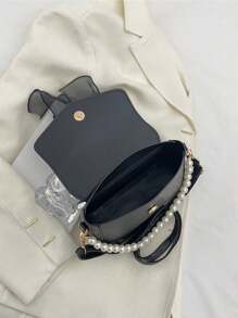 迷你方形包蝴蝶结和仿珍珠装饰翻盖，适合日常使用，是送给她的完美情人节礼物，女士蝴蝶结钱包，最佳情人节礼物之选 - 黑色 - 查看 5